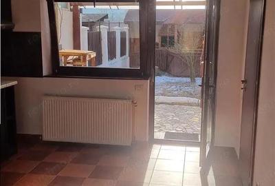 Casă cu Teren 148 Mp în Vlădești - 10