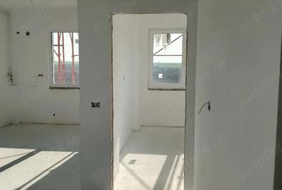 Apartament cu 2 camere decomandat în Sântandrei - 3