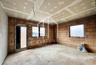 Duplex cu 3 camere cu Canalizare în Cristian - 2