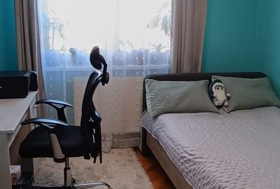 Apartament cu 3 camere semidecomandat, mobilat în Policlinica - 3