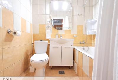 Apartament cu 5 camere decomandat, mobilat în Giurgiului