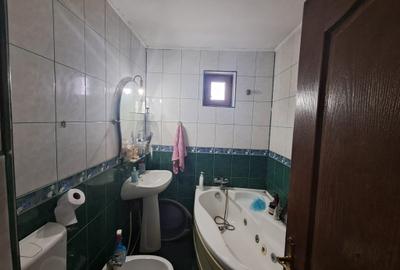 Apartament 4 camere Zona Primarie - Romarta - etaj 4/4 - 87 mp - 23