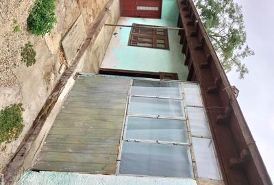 Casă în Poșta - 4