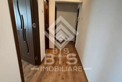 Apartament cu 3 camere semidecomandat în Nord - 10