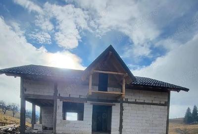 Casă în Dorna Candrenilor - 4