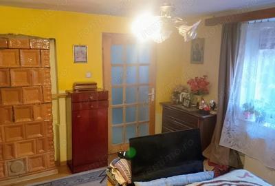 Casă cu 3 camere în Ghirodei - 11