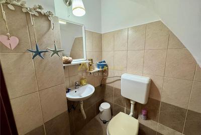 Casă cu 4 camere cu Canalizare în Central - 11