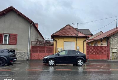Casă cu 3 camere cu Canalizare în Lazaret - 1