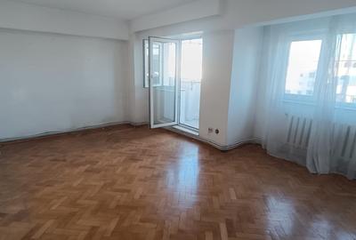 Apartament cu 3 camere în Mărăști