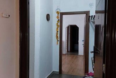 Apartament cu 3 camere în Petros