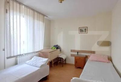 Casă cu 5 camere cu Teren 1001 Mp în Central - 11