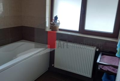 Casă cu 4 camere în Berceni - 18