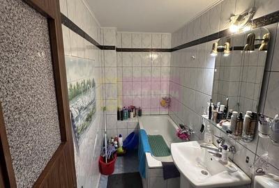 Apartament cu 3 camere decomandat, mobilat în Basarabia - 8