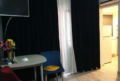 Garsonieră decomandată în Central