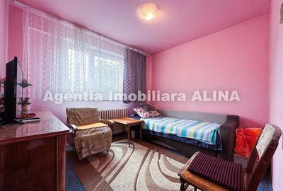 Apartament cu 2 camere decomandat în Micro 15 - 3