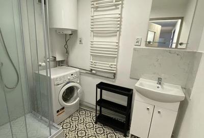 Garsonieră decomandată în Central