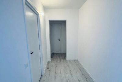 Apartament cu 3 camere semidecomandat în Titan - 3
