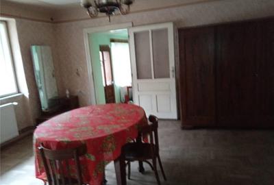 Casă cu 4 camere în Râșnov Romacril - 1