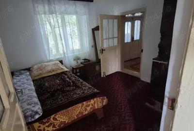 Casă cu 4 camere în Crângu - 3