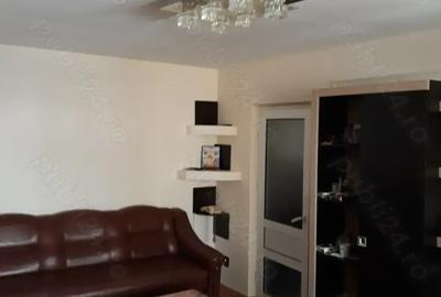 Ofer spre inchiriere apartament cu 2 camere - 3
