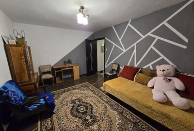 Apartament cu 2 camere semidecomandat în Central - 1