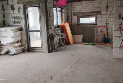 Vanzare  Vila  Individuala   Voluntari   180 000eur - 11