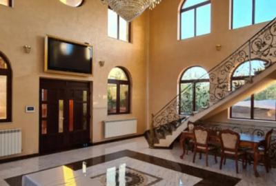 Casă cu 7 camere cu Teren 965 Mp în Dobroești - 5