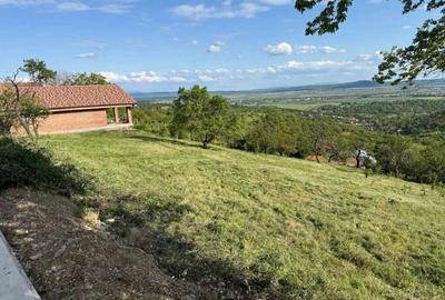 Teren de 1110 mp, în Spitalul Județean - 3