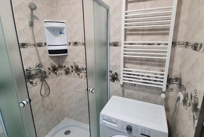 Garsonieră decomandată în Central - 2