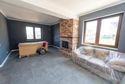 Casa / Vila 5 camere de vanzare in zona Odai Otopeni - 2