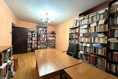 Apartament cu 3 camere decomandat în Pantelimon - 1