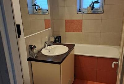 Apartament cu 2 camere decomandat, mobilat în 13 Decembrie - 12