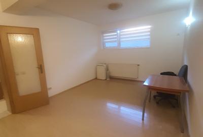 Giurgiului, Piata Progresului, intrarea Plopeni, sector 5 - 4