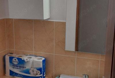 Apartament cu 3 camere decomandat în Aradului - 8