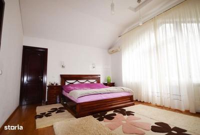 Casă cu 4 camere în Păun - 9