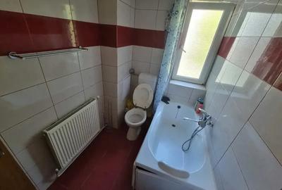 A 19 apartament energiei 59900 etajul 1 , 3 camere - 8