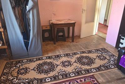 Apartament cu 3 camere decomandat în 22 Decembrie - 4