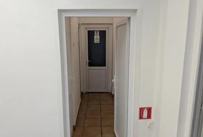 Spațiu comercial, de 83 mp, în Central - 5