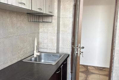Apartament cu 3 camere semidecomandat în Central - 3