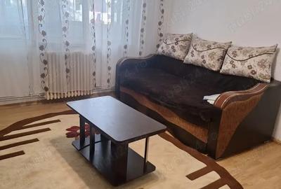 Inchiriez apartament cu 2 camere in Pacurari, zona Alpha Bank