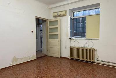 Apartament cu 4 camere decomandat în Central - 3