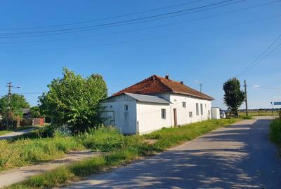 Spațiu comercial, de 1,000 mp, în Central - 6