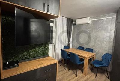 Garsonieră decomandată în Decebal