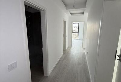 Apartament cu 3 camere decomandat în Central - 1