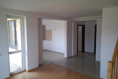 Apartament 4 camere, decomandat - zona Tohanu Nou - 2