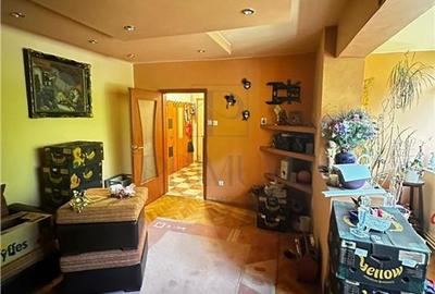 CIRCUMVALATIUNII - ETAJ 1 - BLOC IZOLAT - 4 camere - 2 bai - debara - decomandat CIRCUMVALATIUNII - ETAJ 1 - BLOC IZOLAT - 4 camere - 2 bai - debara - decomandat - 15