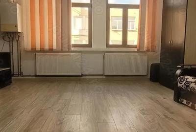 Cel mai mic pret pentru cea mai mare garsoniera - 9