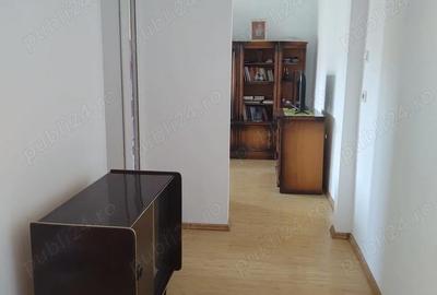 Garsonieră decomandată în Central - 1