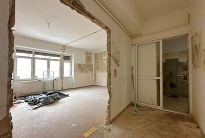 Apartament cu 4 camere semidecomandat în Centrul Istoric - 2