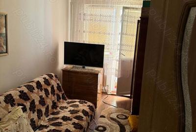 Apartament cu 3 camere decomandat în Caracal - 5